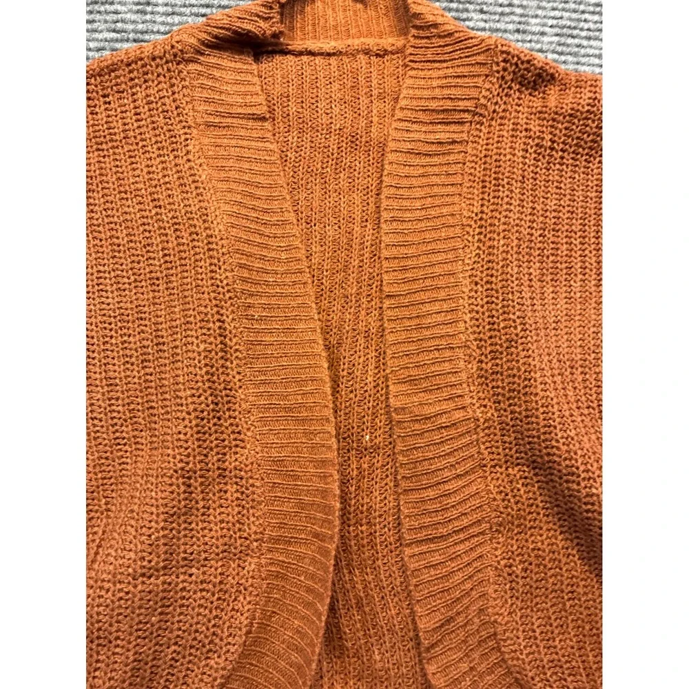 Unbranded open front